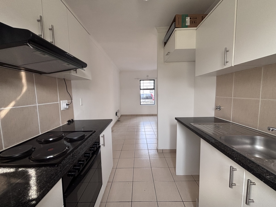 2 Bedroom Property for Sale in Parklands Western Cape